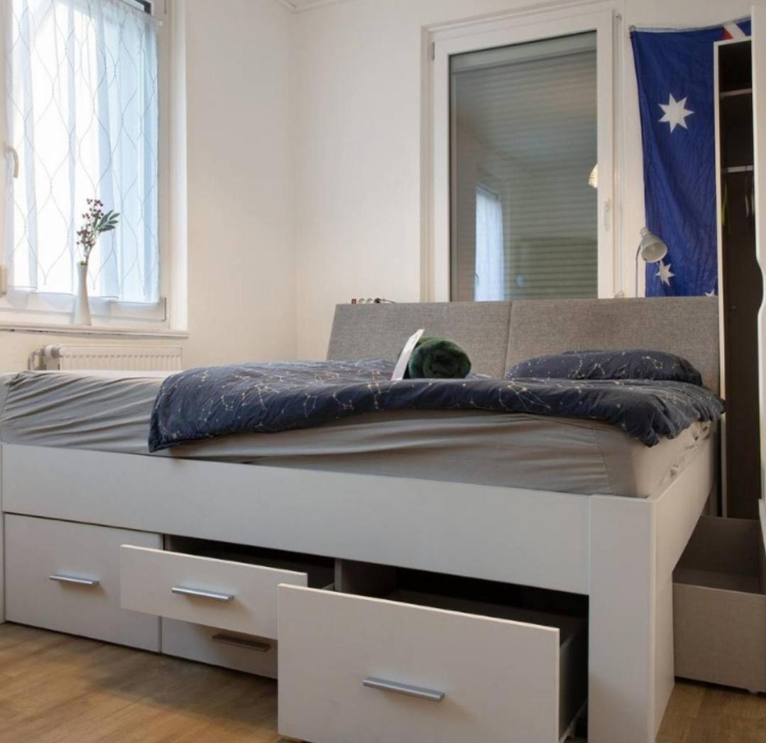 Charmantes Helles Zimmer Zentrumnah Und Naturnah Göppingen Eksteriør billede